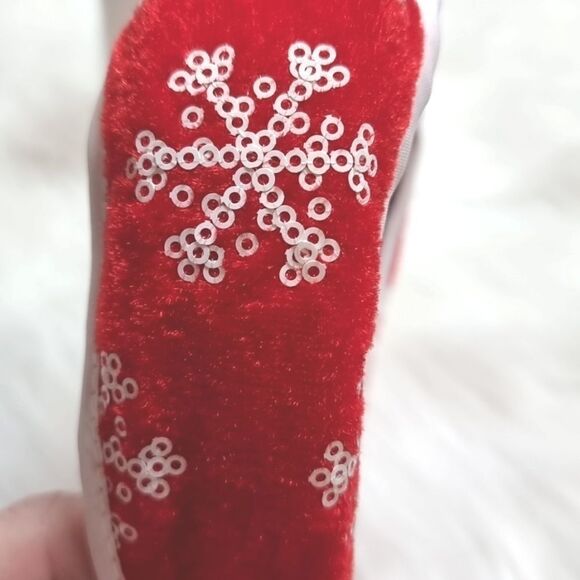 RED VELVET & WHITE SEQUIN SNOWFLAKE HOLIDAY HEADBAND - Picture 4 of 5